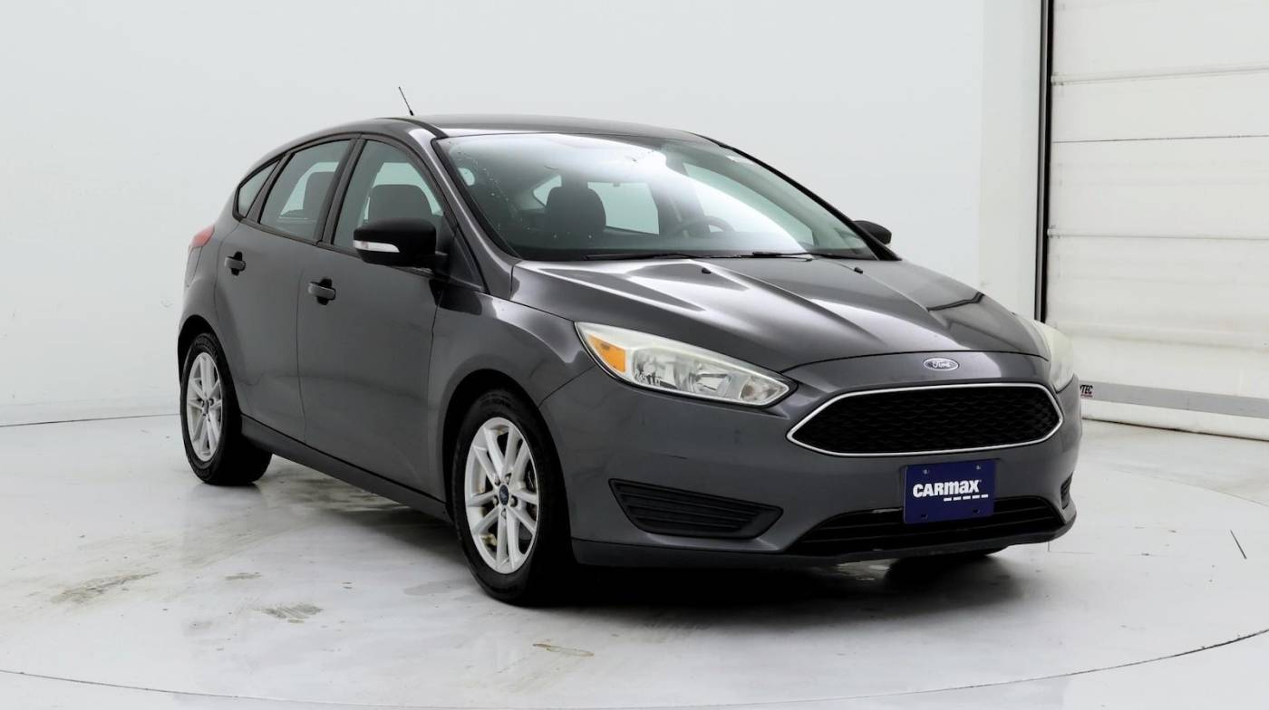 2015 Ford Focus SE — Hatchback — 96,950 mi — Warner Robins, GA