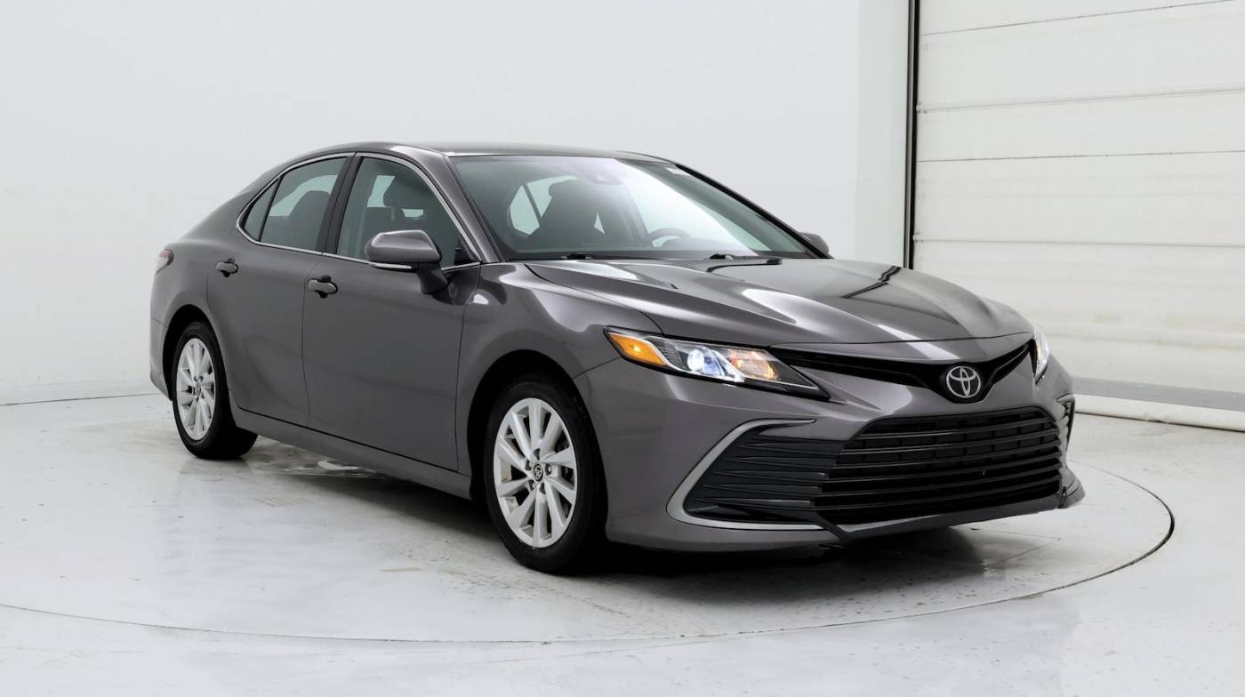 2023 Toyota Camry LE — Sedan — 29,589 mi — Warner Robins, GA