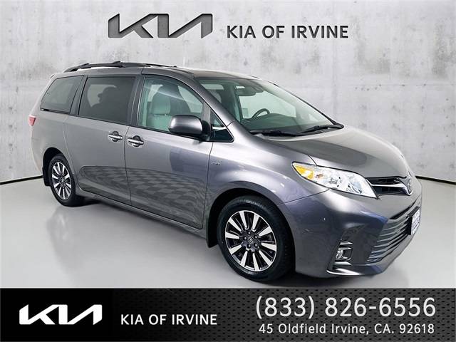2020 Toyota Sienna XLE — Minivan — 47,935 mi — Irvine, CA