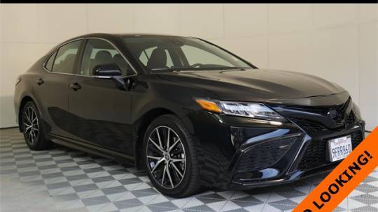 2023 Toyota Camry SE — Sedan — 29,854 mi — Irvine, CA