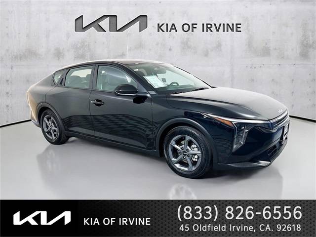 2025 Kia K4 LXS — Sedan — 507 mi — Irvine, CA