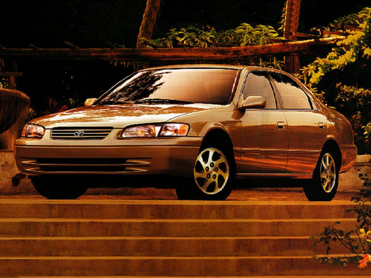 1997 Toyota Camry LE — Sedan — 238,839 mi — Irvine, CA