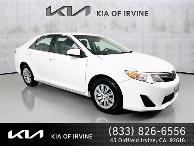 2014 Toyota Camry L — Sedan — 30,039 mi — Irvine, CA