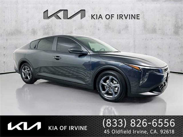 2025 Kia K4 LXS — Sedan — 3,800 mi — Irvine, CA