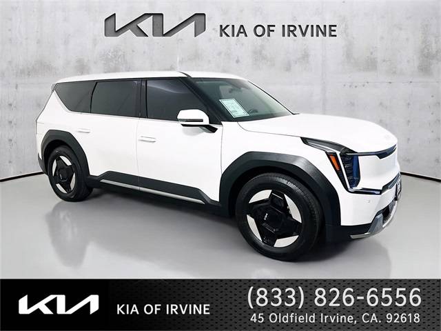 2024 Kia EV9 Light Short Range — SUV — 7,873 mi — Irvine, CA