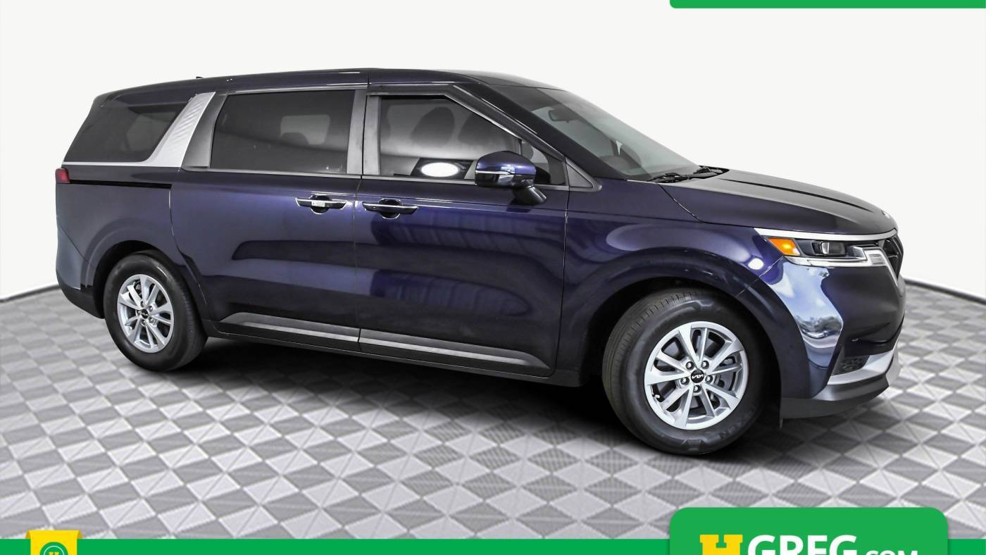 2024 Kia Carnival LX