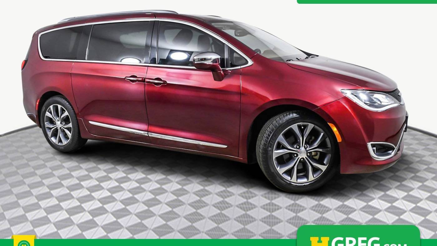 2017 Chrysler Pacifica Limited — Minivan — 72,545 mi — Orlando, FL