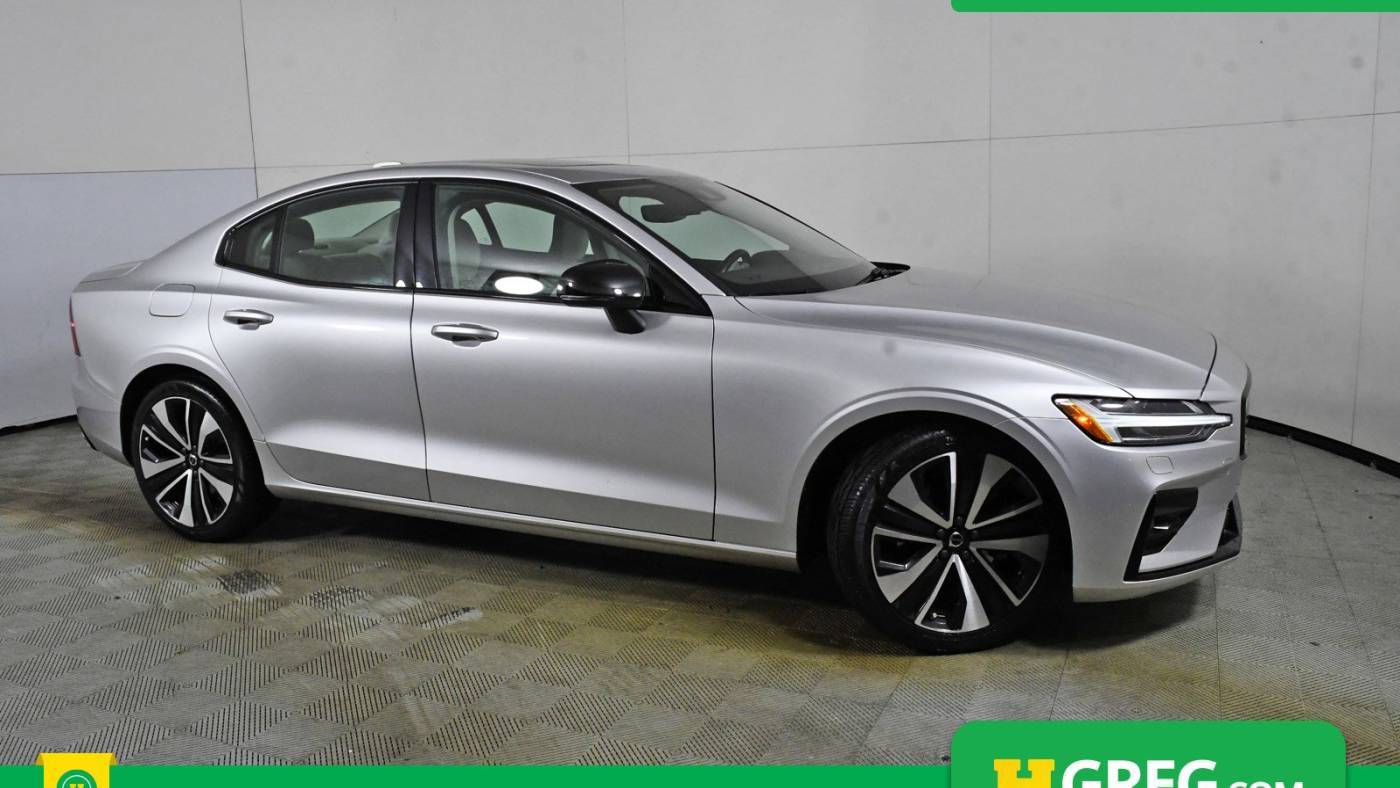 2022 Volvo S60 Momentum — Sedan — 31,224 mi — Orlando, FL