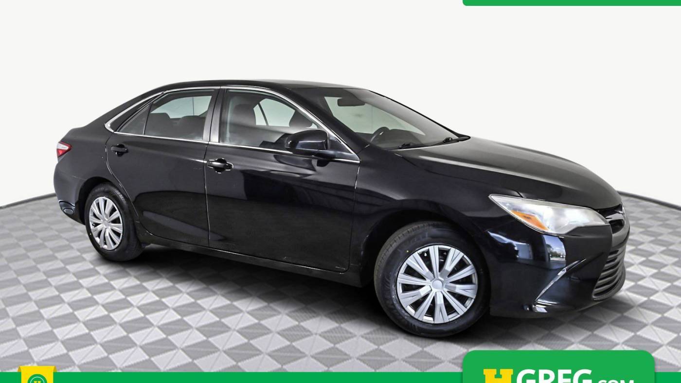 2017 Toyota Camry LE — Sedan — 67,612 mi — Orlando, FL