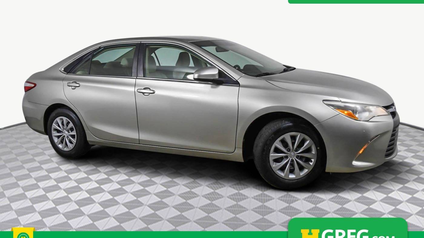 2016 Toyota Camry LE — Sedan — 31,938 mi — Orlando, FL