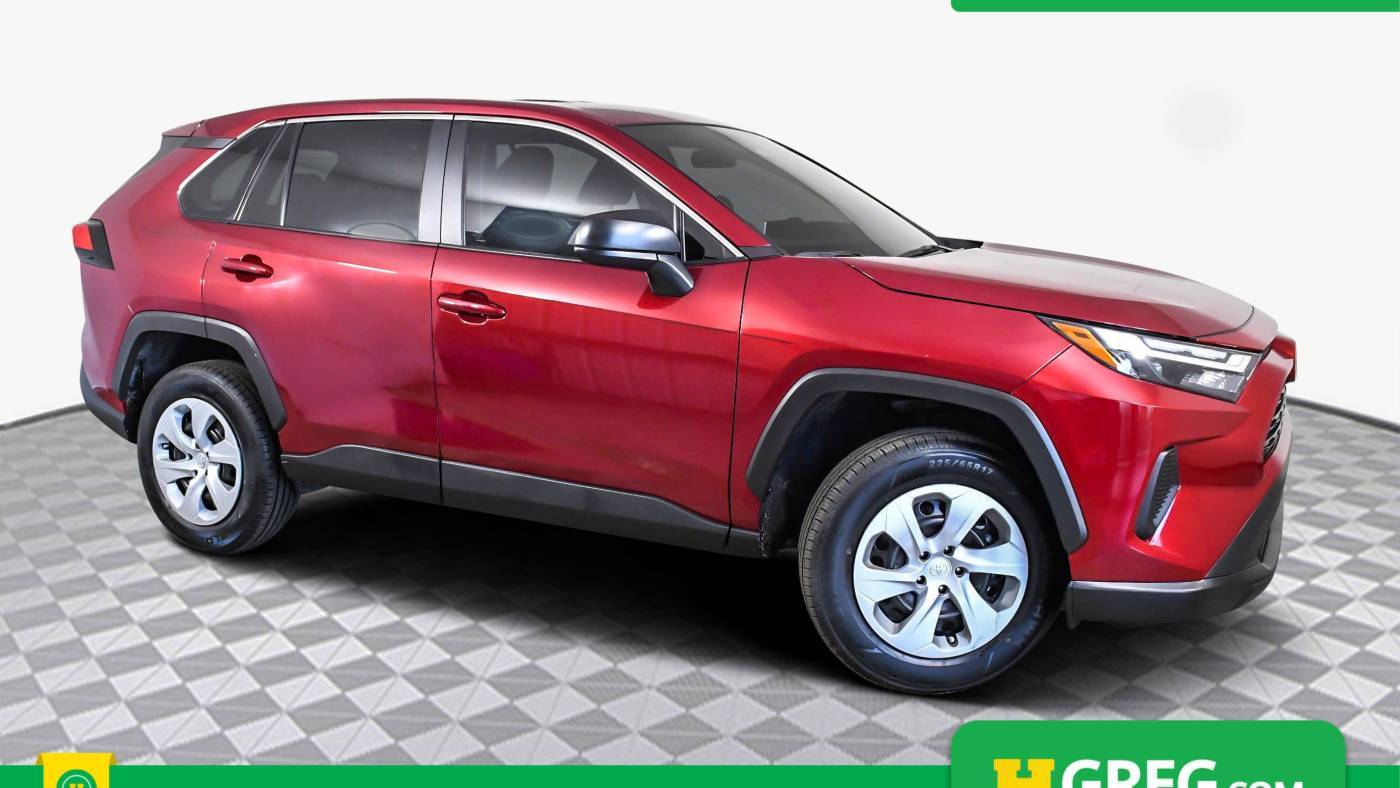 2024 Toyota RAV4 LE