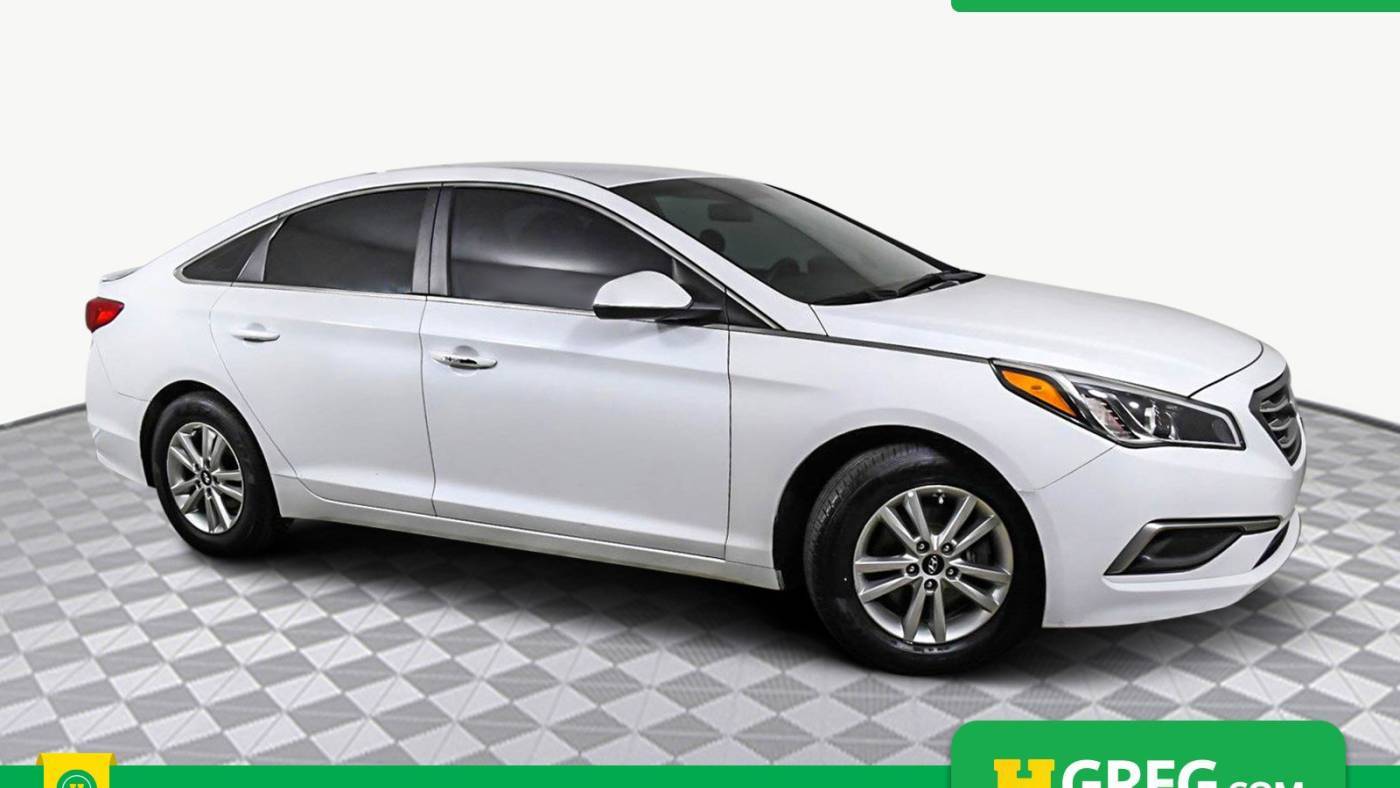 2017 Hyundai Sonata Base — Sedan — 65,900 mi — Orlando, FL