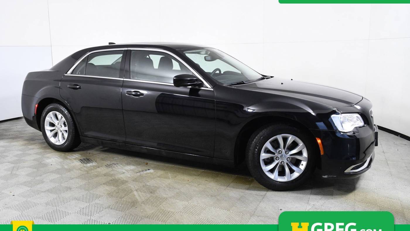 2023 Chrysler 300 Touring — Sedan — 42,015 mi — Orlando, FL
