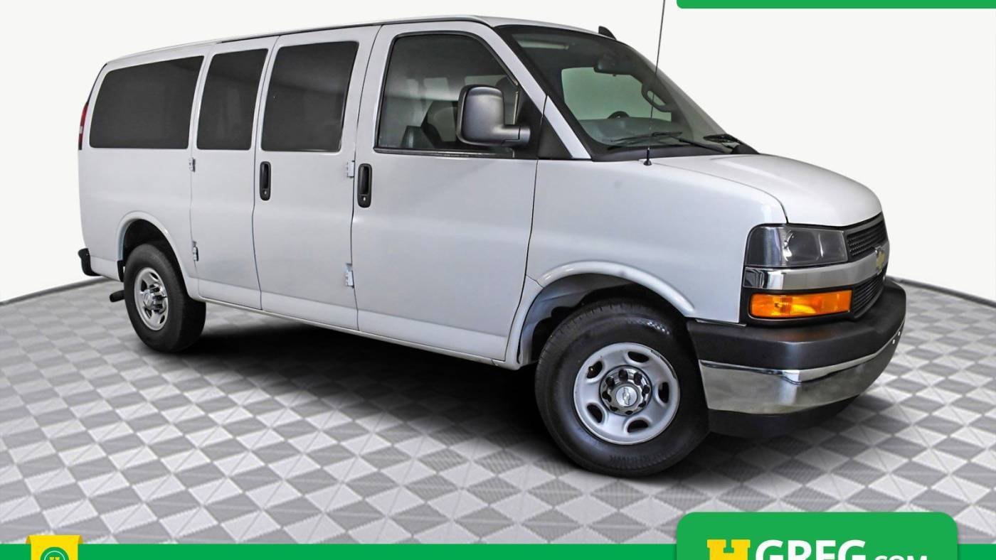 2018 Chevrolet Express Passenger LT — Passenger Van — 62,837 mi — Orlando, FL