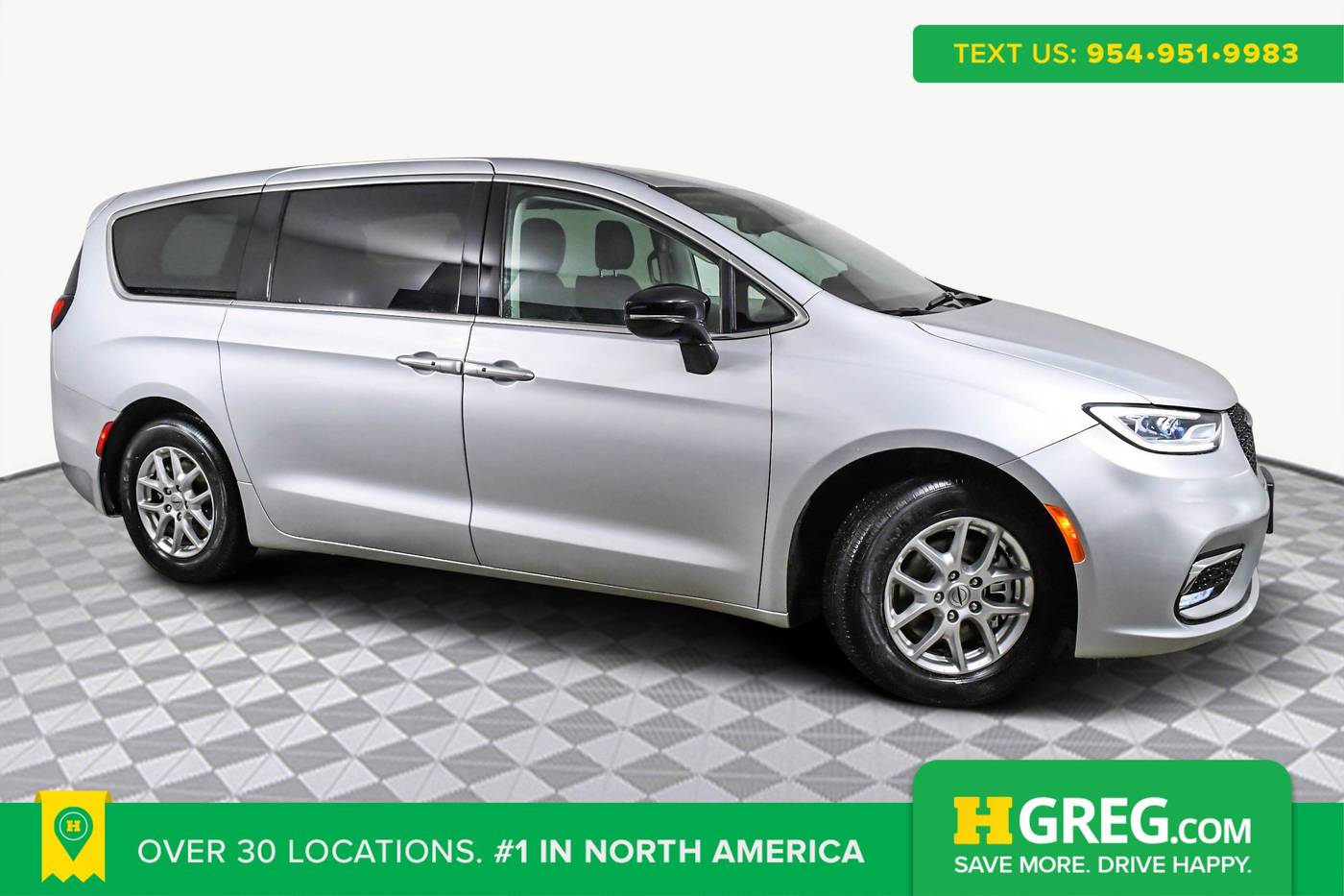 2024 Chrysler Pacifica Touring L — Minivan — 27,569 mi — Orlando, FL
