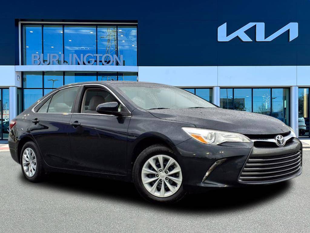 2017 Toyota Camry LE — Sedan — 31,000 mi — Burlington, NC