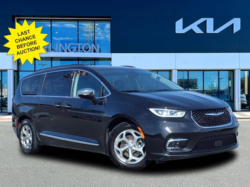 2023 Chrysler Pacifica Limited — Minivan — 61,127 mi — Burlington, NC