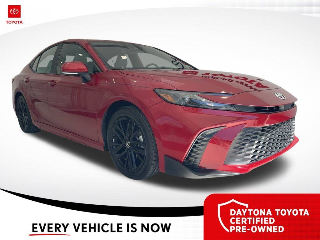 2025 Toyota Camry Hybrid SE — Sedan — 13,758 mi — Daytona Beach, FL