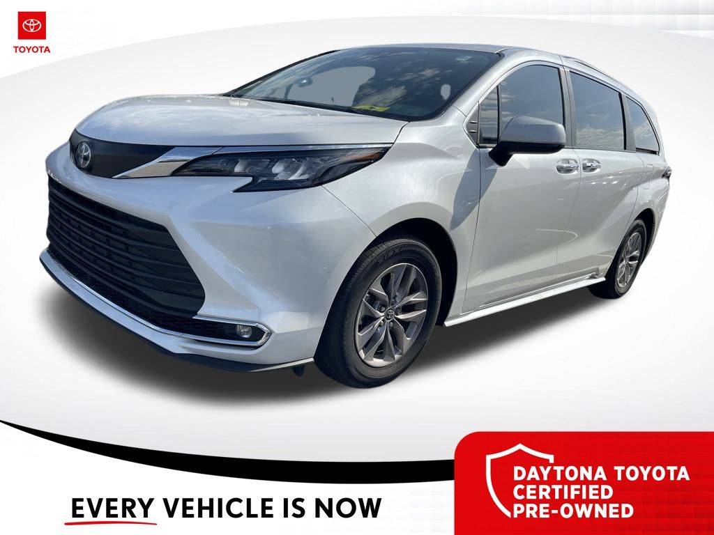 2024 Toyota Sienna XLE — Minivan — 19,016 mi — Daytona Beach, FL