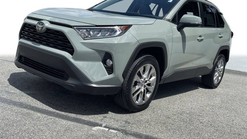 2020 Toyota RAV4 XLE Premium — SUV — 32,879 mi — Daytona Beach, FL