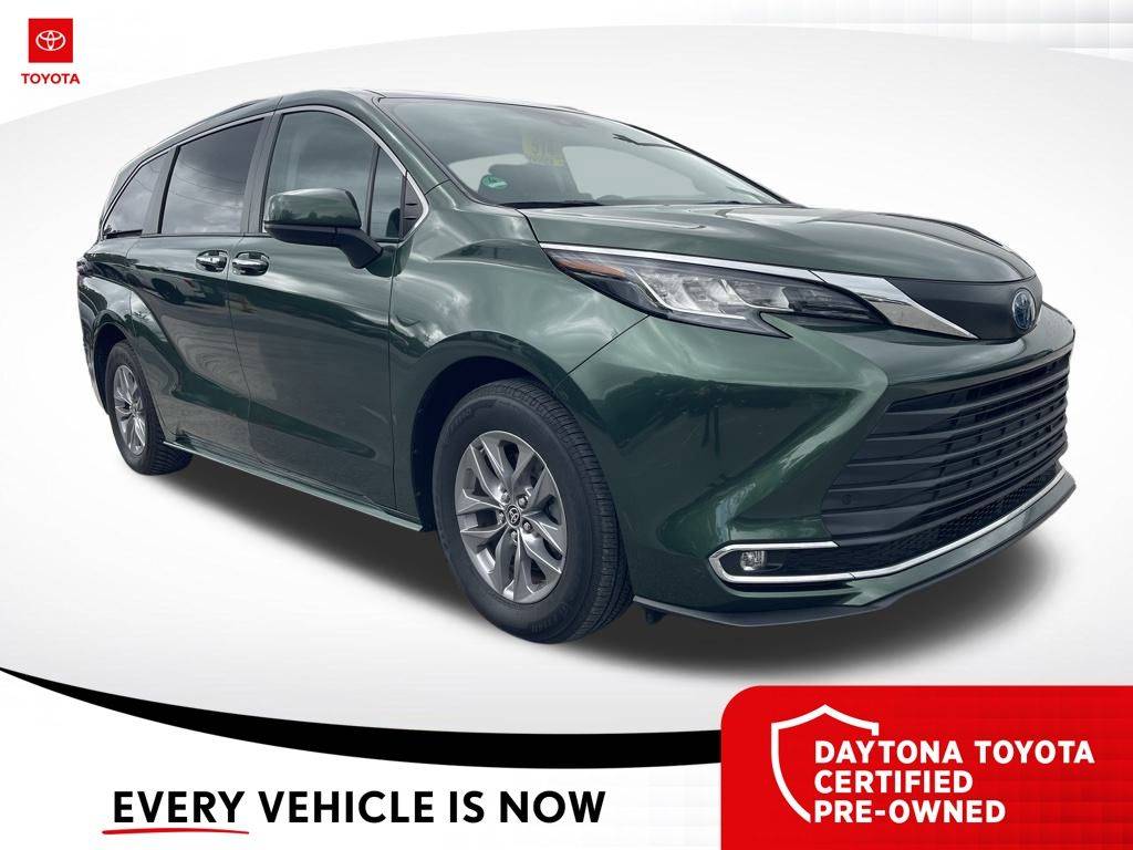 2022 Toyota Sienna XLE — Minivan — 62,174 mi — Daytona Beach, FL