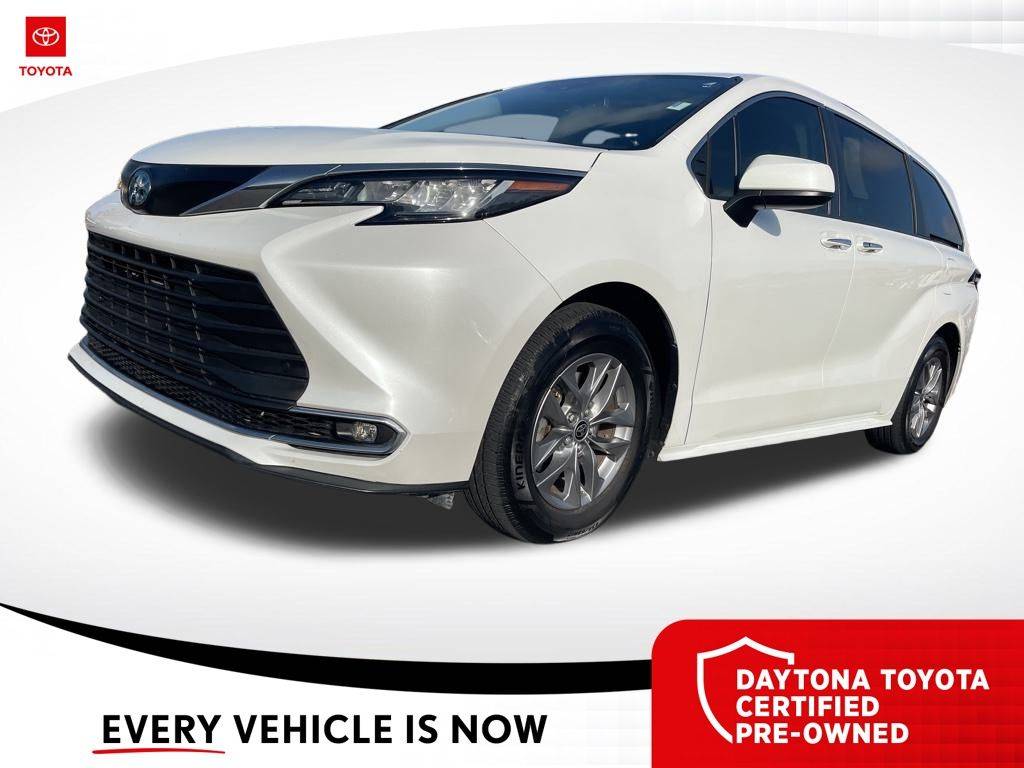 2022 Toyota Sienna XLE — Minivan — 72,721 mi — Daytona Beach, FL