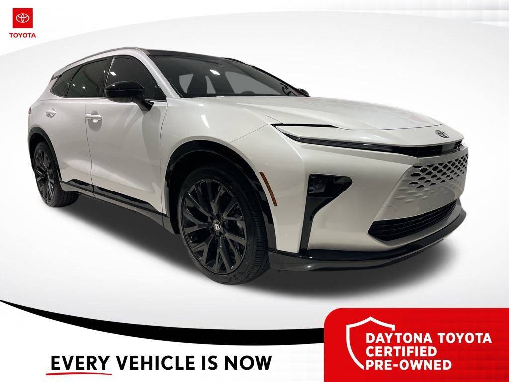 2025 Toyota Crown Signia Limited — SUV — 3,622 mi — Daytona Beach, FL