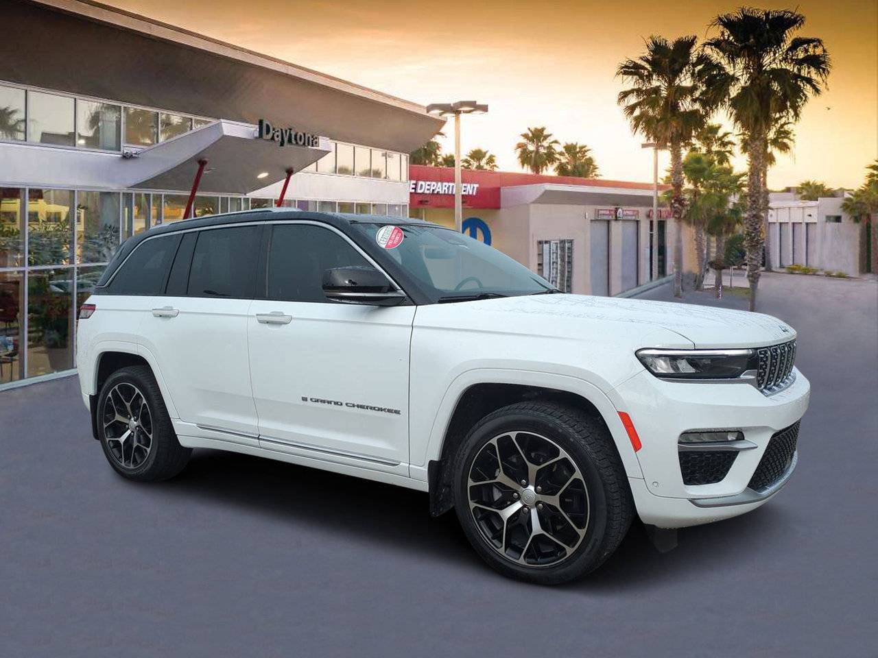 2022 Jeep Grand Cherokee Summit Reserve 4xe — SUV — 30,850 mi — Daytona Beach, FL