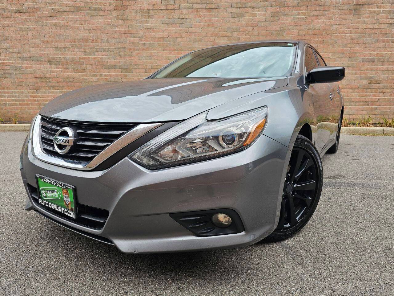 2017 Nissan Altima 2.5 SR — Sedan — 125,875 mi — Roselle, IL