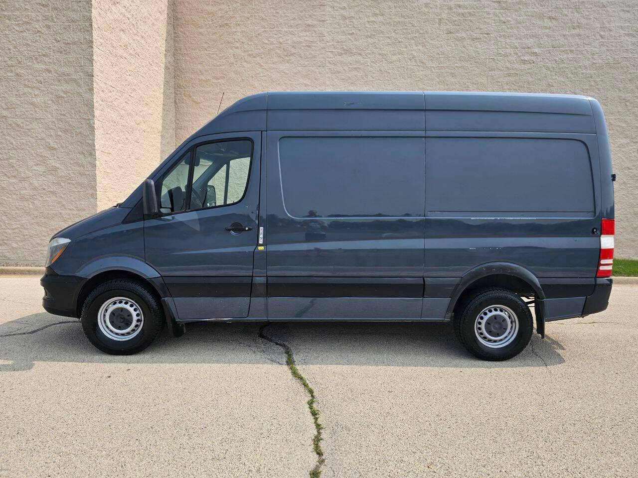 2018 Mercedes-Benz Sprinter Cargo Van 2500 — Cargo Van — 135,527 mi — Roselle, IL