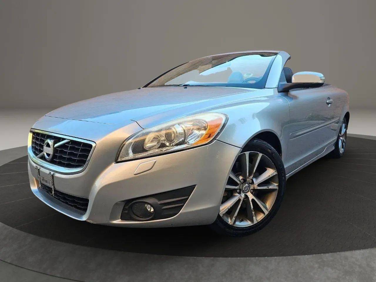 2011 Volvo C70 T5