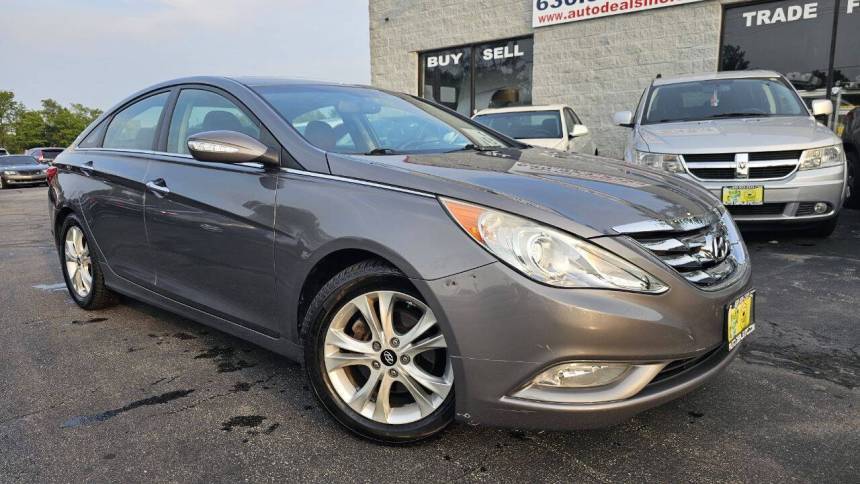 2011 Hyundai Sonata Limited — Sedan — 156,915 mi — Roselle, IL
