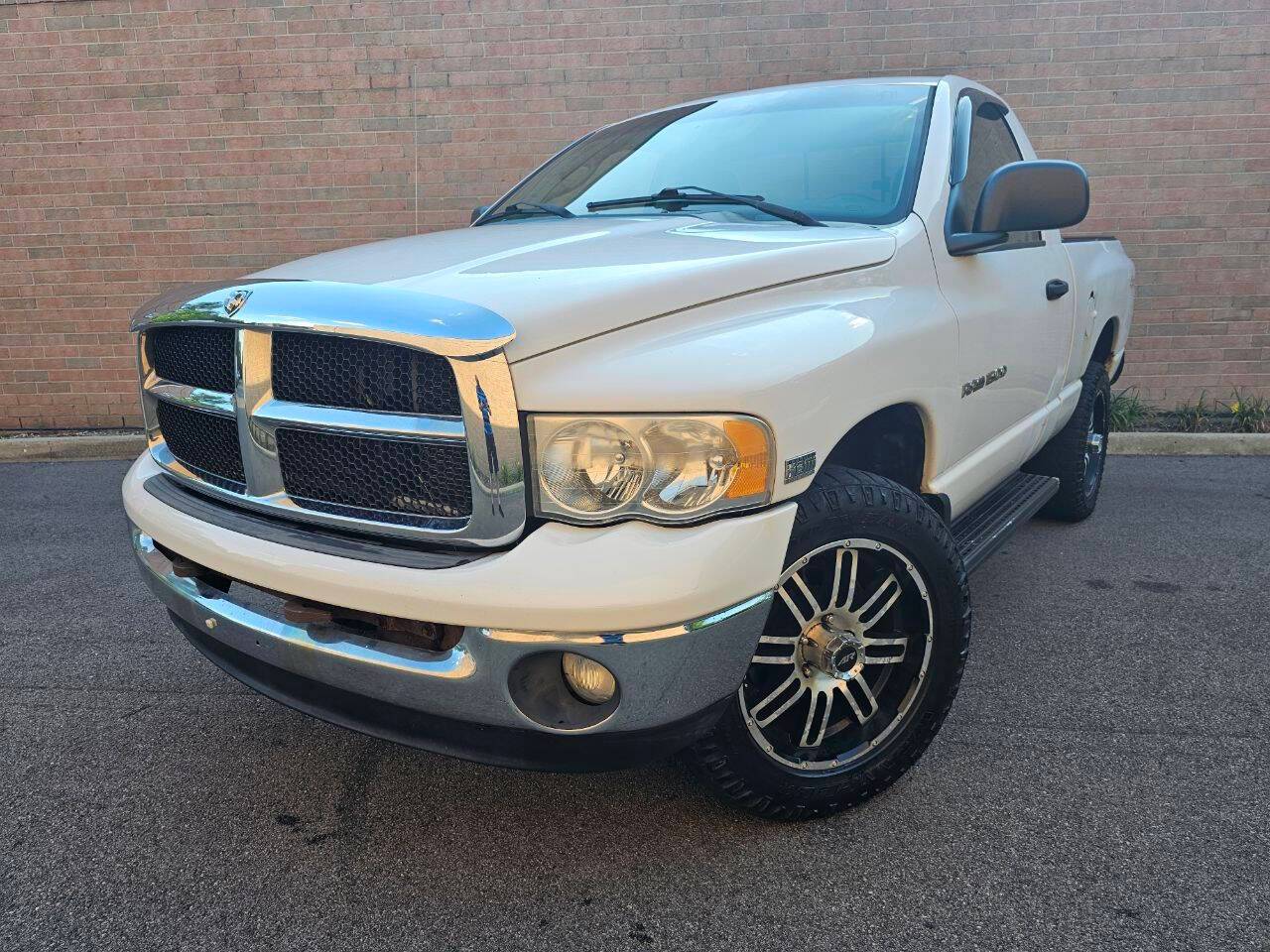 2004 Dodge Ram 1500 SLT — Pickup Truck — 72,107 mi — Roselle, IL