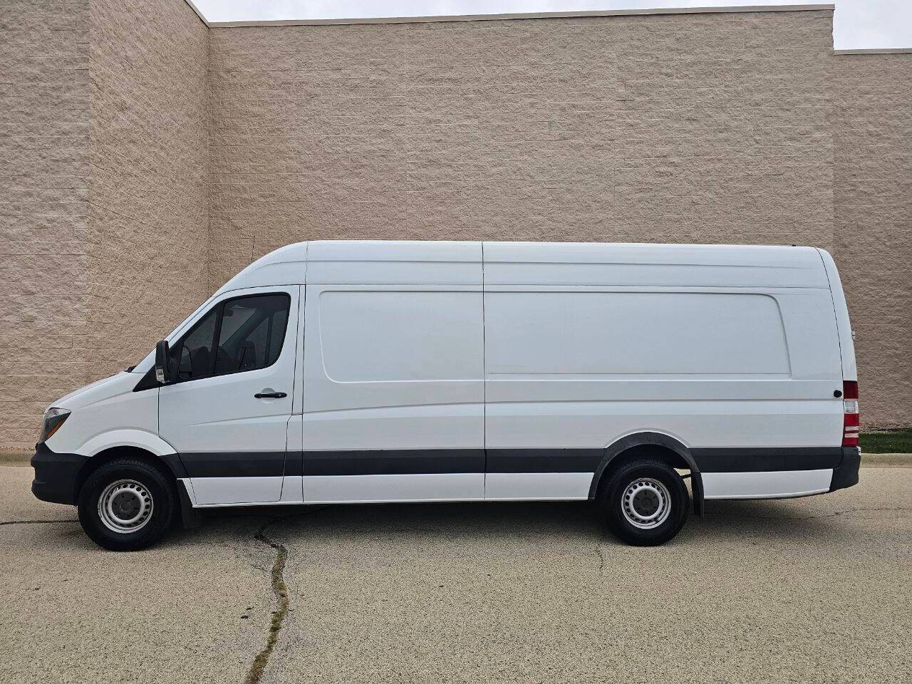 2017 Mercedes-Benz Sprinter Cargo Van 2500 — Cargo Van — 61,101 mi — Roselle, IL
