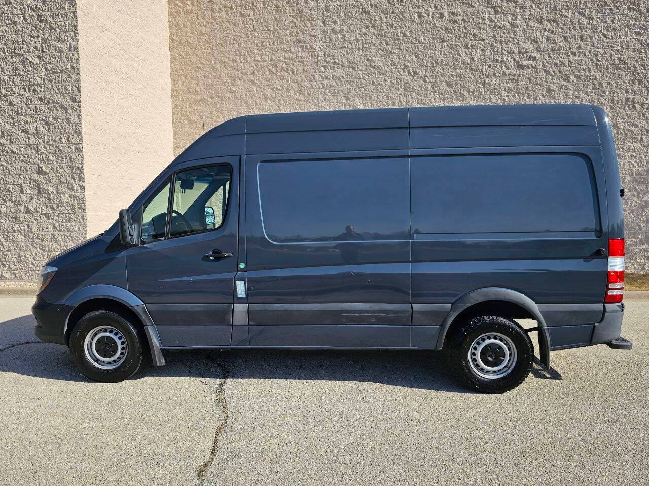 2018 Mercedes-Benz Sprinter Cargo Van 2500 — Cargo Van — 156,828 mi — Roselle, IL