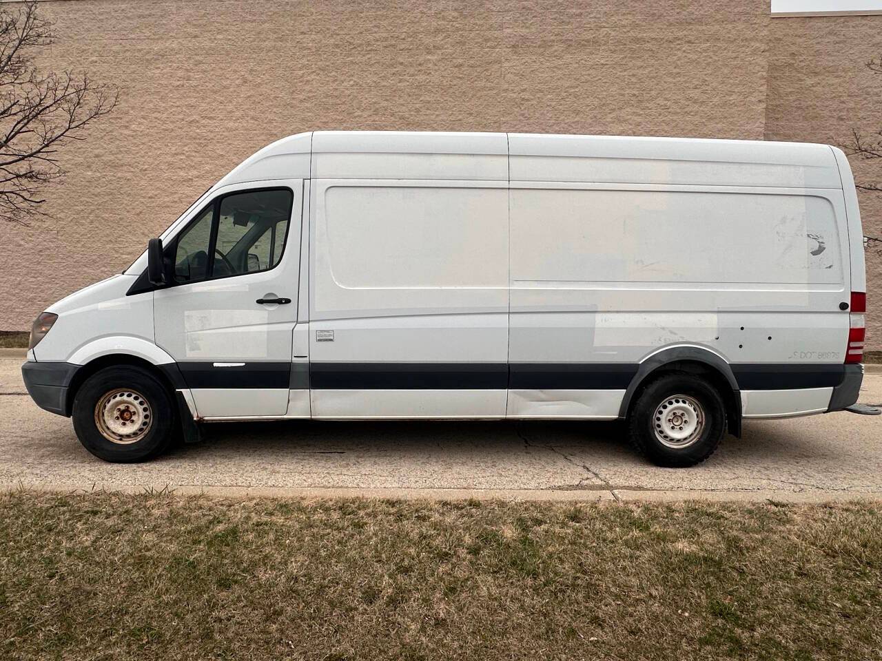 2012 Mercedes-Benz Sprinter Cargo Van 2500 — Cargo Van — 268,213 mi — Roselle, IL