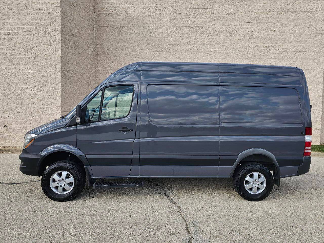 2017 Mercedes-Benz Sprinter Cargo Van 2500 — Cargo Van — 203,495 mi — Roselle, IL
