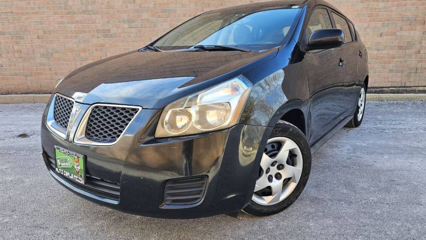 2009 Pontiac Vibe 1SA — Sedan — 166,155 mi — Roselle, IL