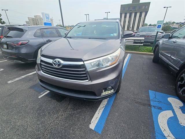 2015 Toyota Highlander Limited — SUV — 123,118 mi — Monroeville, PA