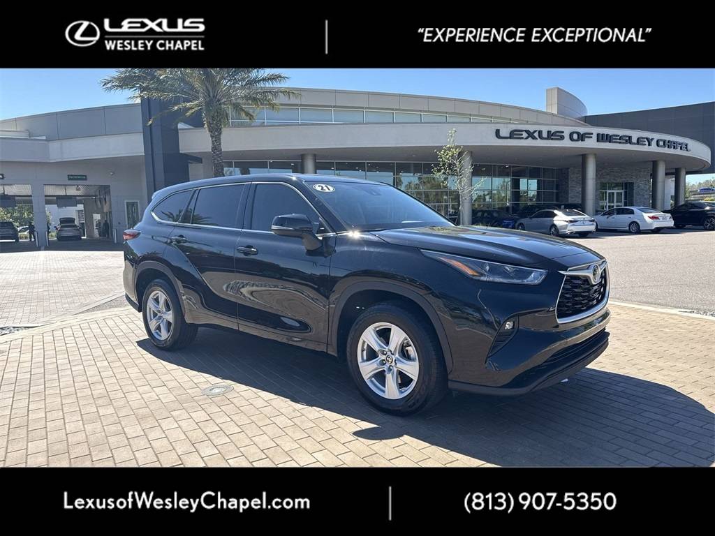2021 Toyota Highlander LE — SUV — 33,736 mi — Wesley Chapel, FL