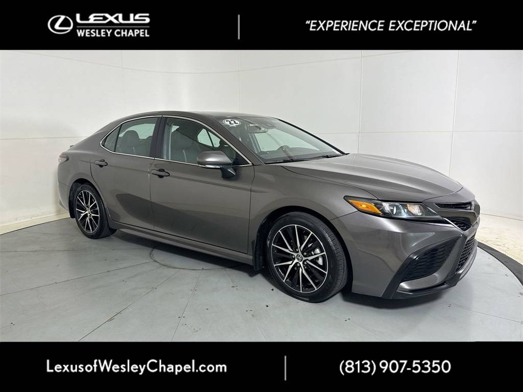 2022 Toyota Camry SE — Sedan — 24,190 mi — Wesley Chapel, FL