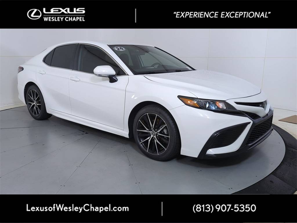 2024 Toyota Camry SE — Sedan — 25,128 mi — Wesley Chapel, FL