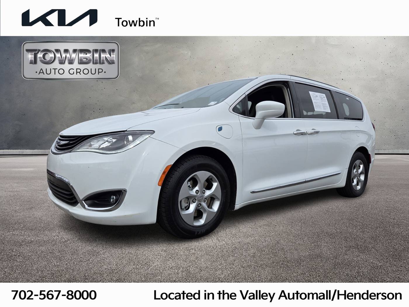 2018 Chrysler Pacifica Hybrid Touring L — Minivan — 71,930 mi — Henderson, NV