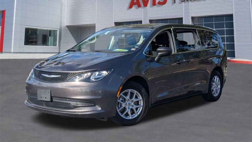 2023 Chrysler Voyager LX — Minivan — 30,055 mi — Pompano Beach, FL