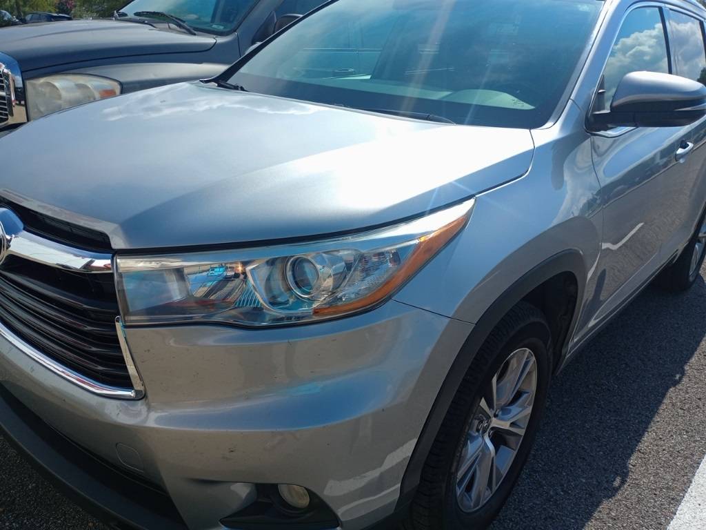 2015 Toyota Highlander XLE — SUV — 239,829 mi — Fayetteville, TN