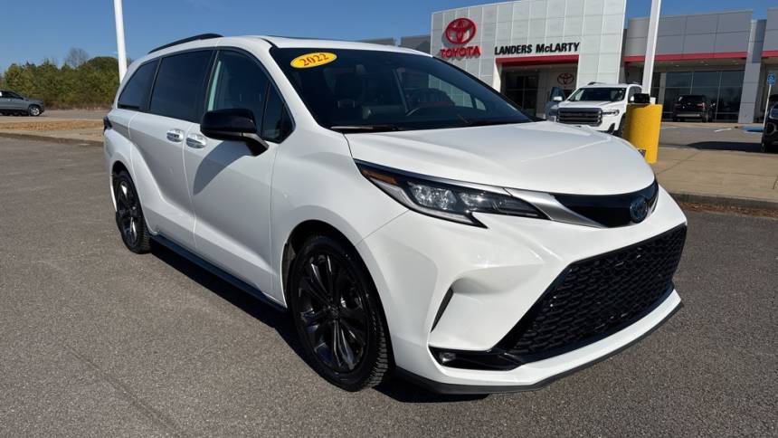 2022 Toyota Sienna XSE — Minivan — 96,301 mi — Fayetteville, TN