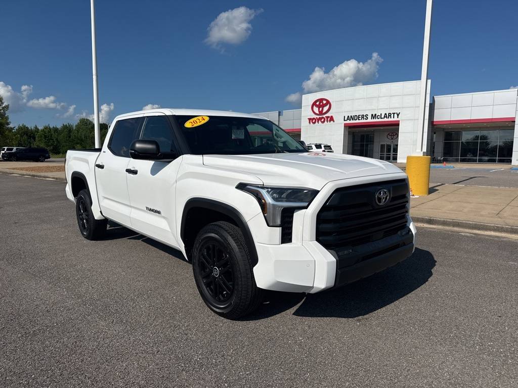 2024 Toyota Tundra SR5 — Pickup Truck — 417 mi — Fayetteville, TN