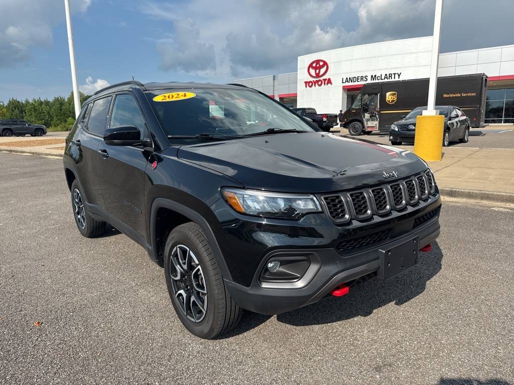 2024 Jeep Compass Trailhawk — SUV — 35,296 mi — Fayetteville, TN