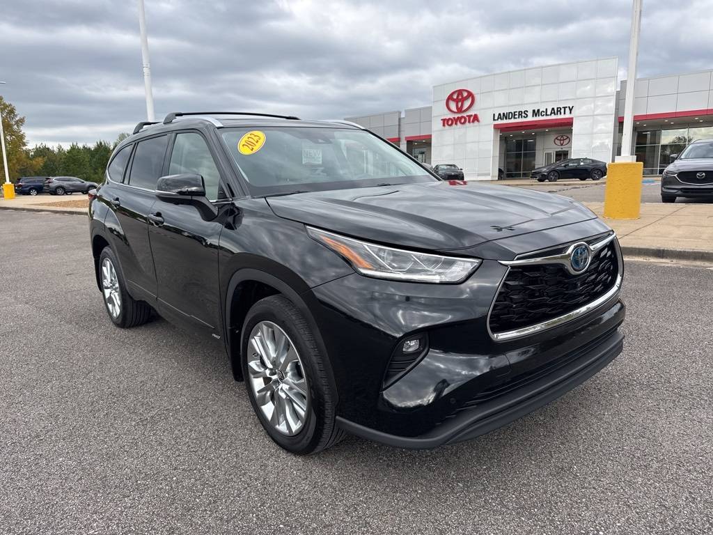 2023 Toyota Highlander Hybrid Limited — SUV — 20,041 mi — Fayetteville, TN