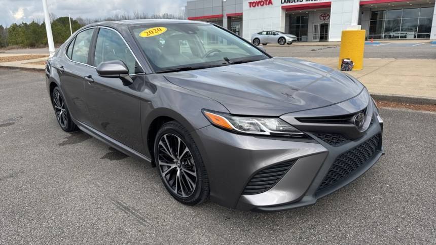 2020 Toyota Camry SE — Sedan — 51,088 mi — Fayetteville, TN